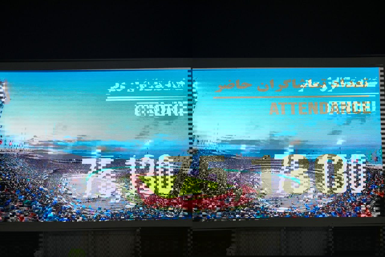 2156894