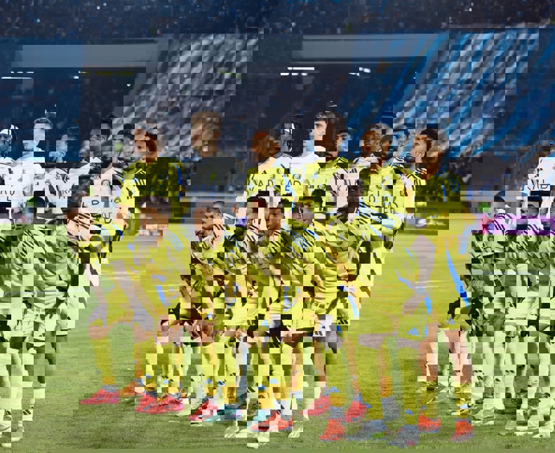 2156856