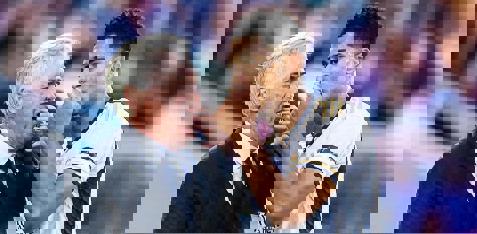 2156979