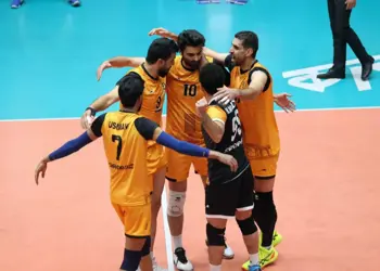 مدعی قهرمانی اینجاست، در نیمه نهایی!