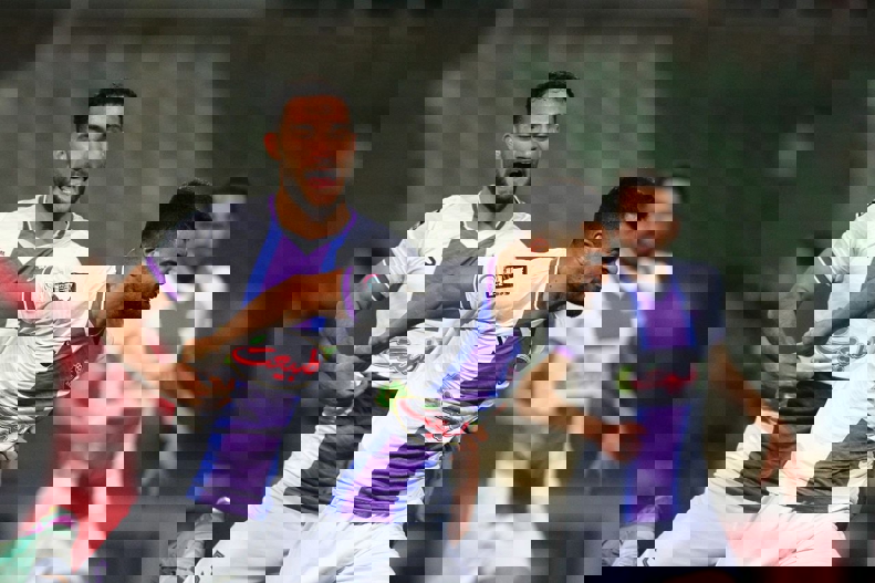 2157161