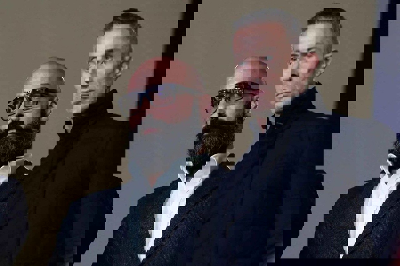 2157695