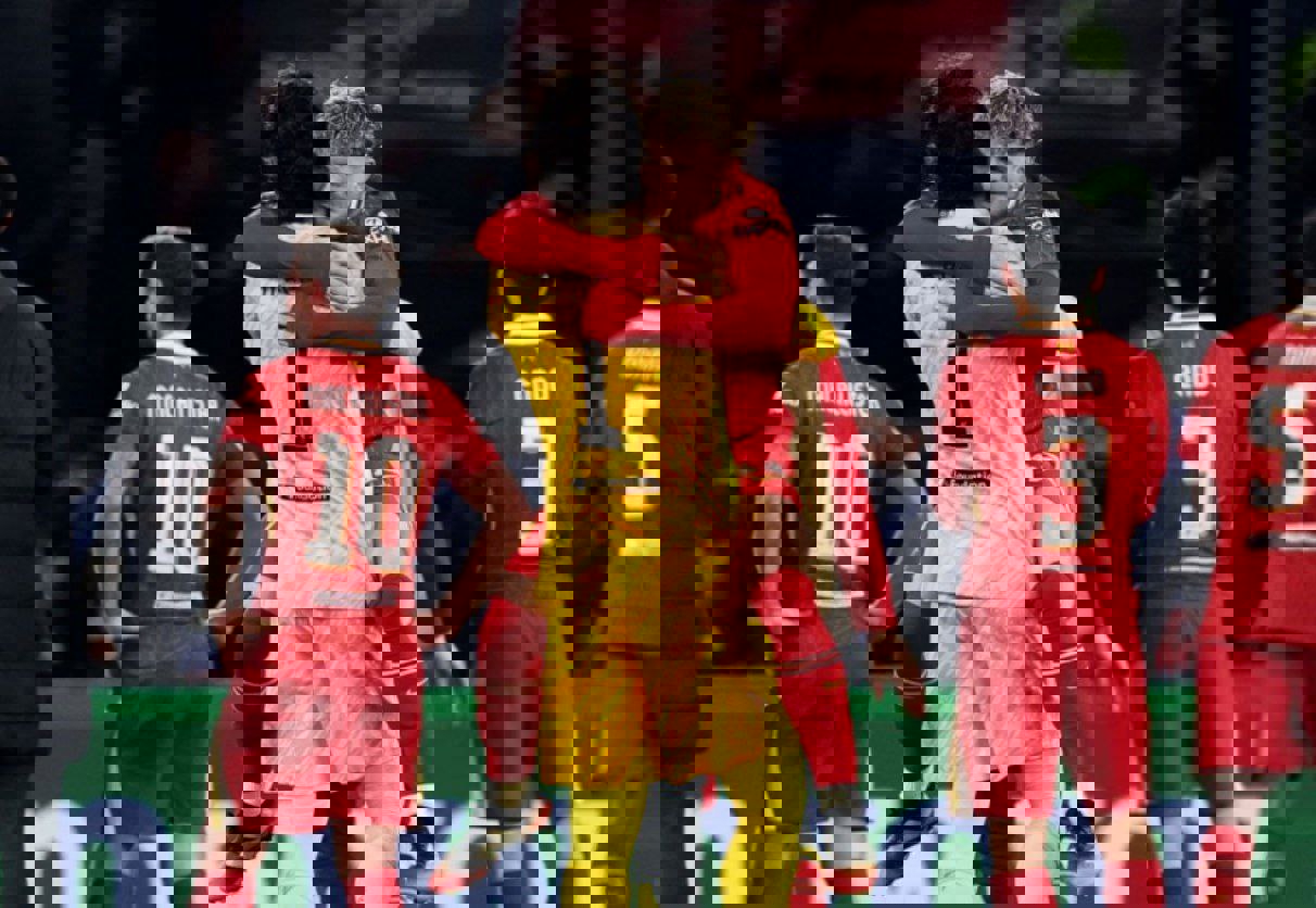 2157768