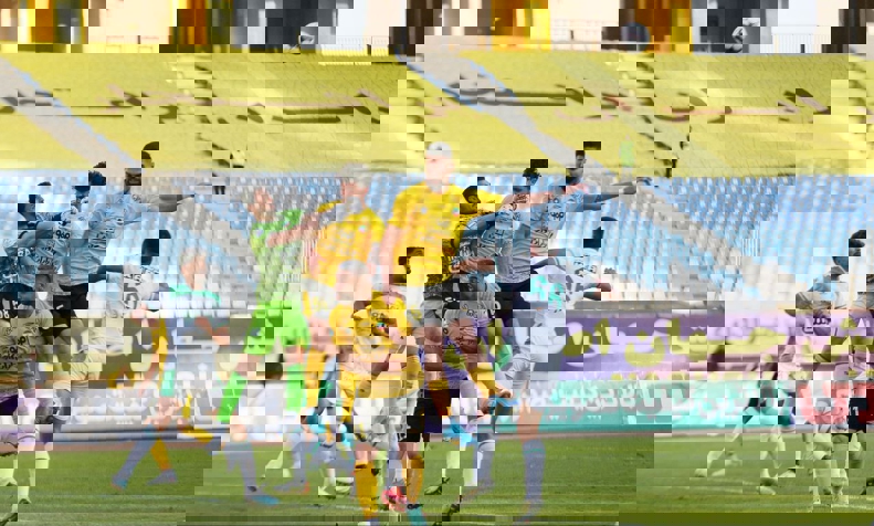2157827