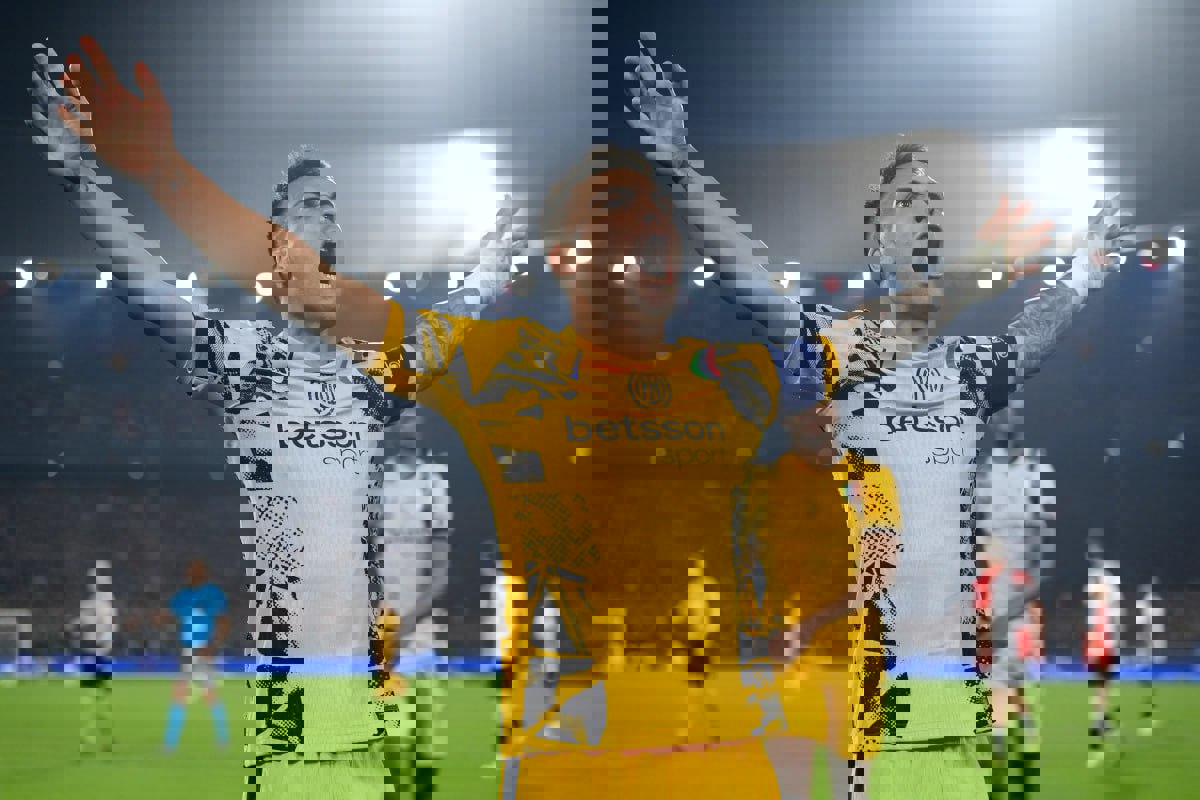 2157809