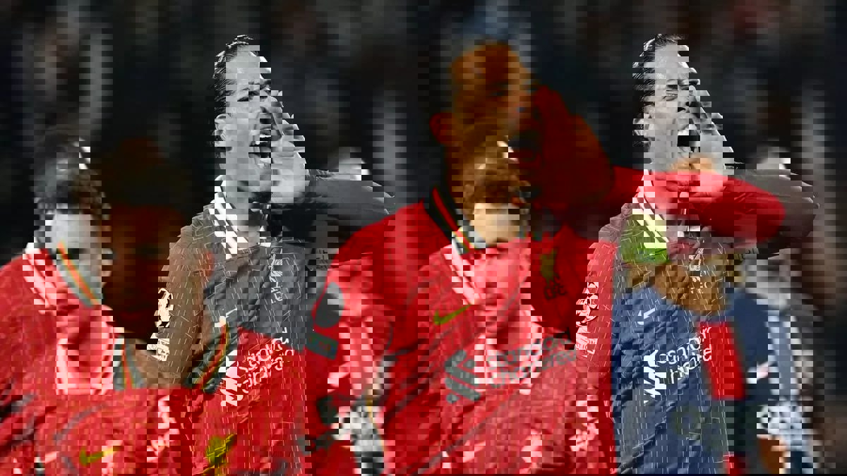 2157963