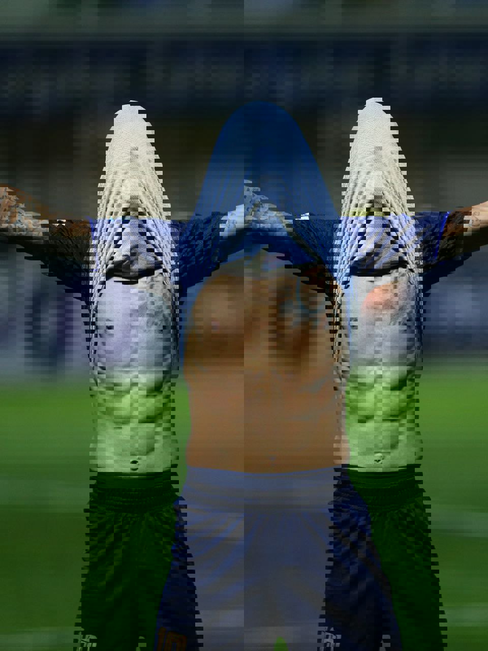 2158195