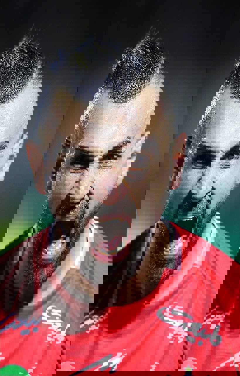 2158549
