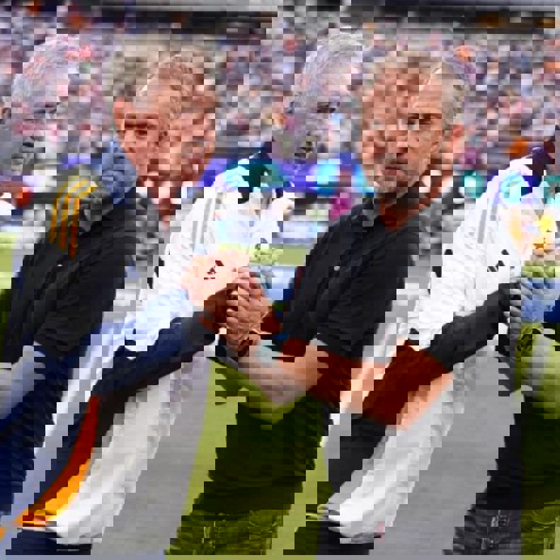 2158256