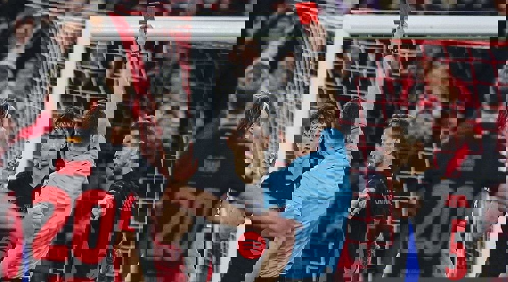 2158376