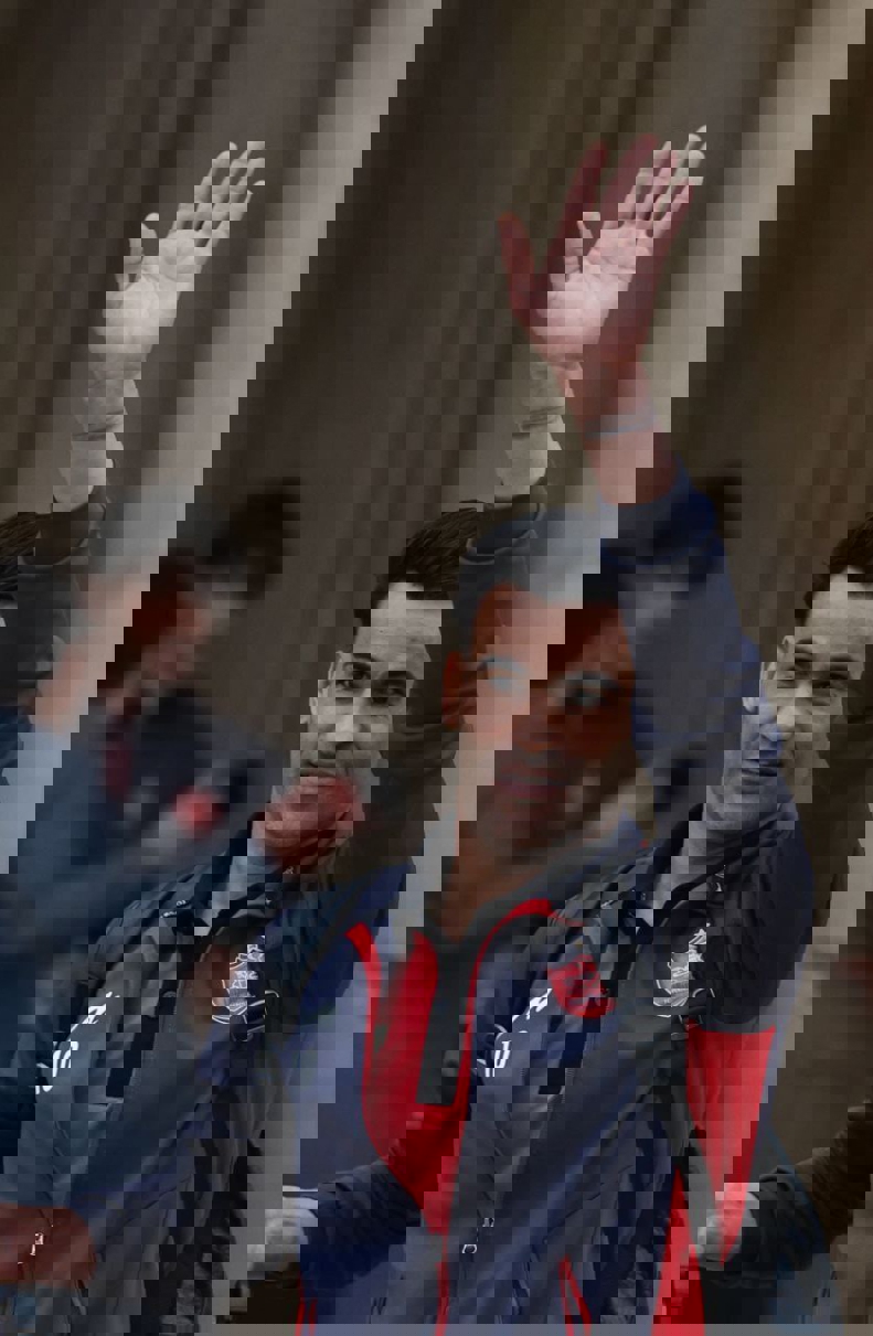 2158383