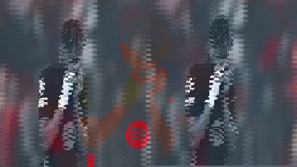 2158277