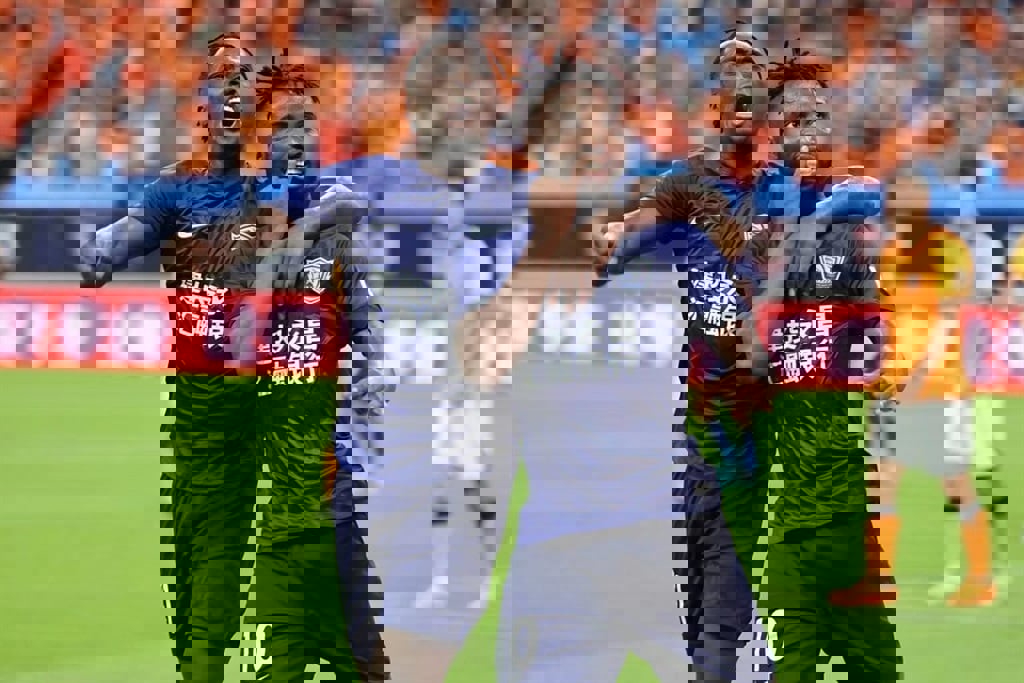 2158974