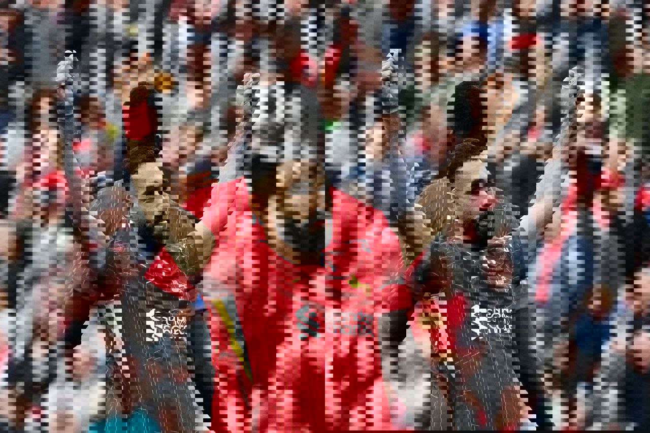 2158921