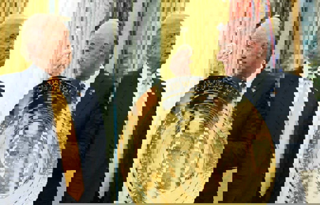 2159069