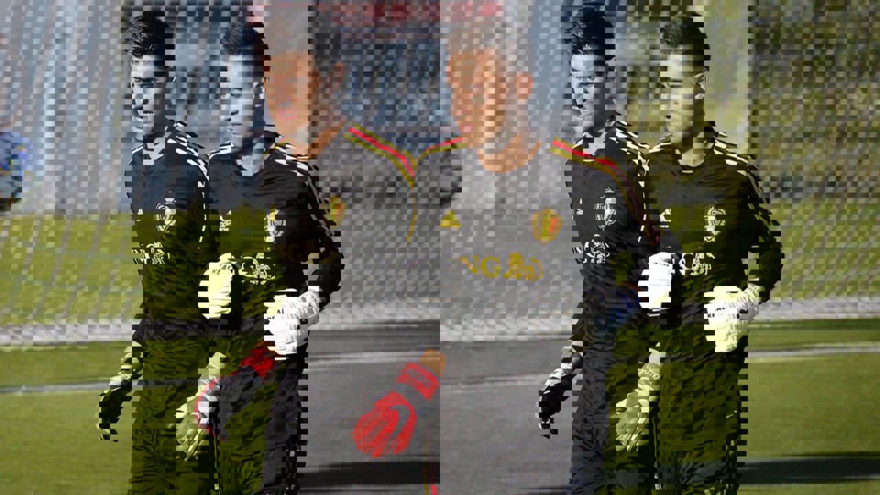 2159304