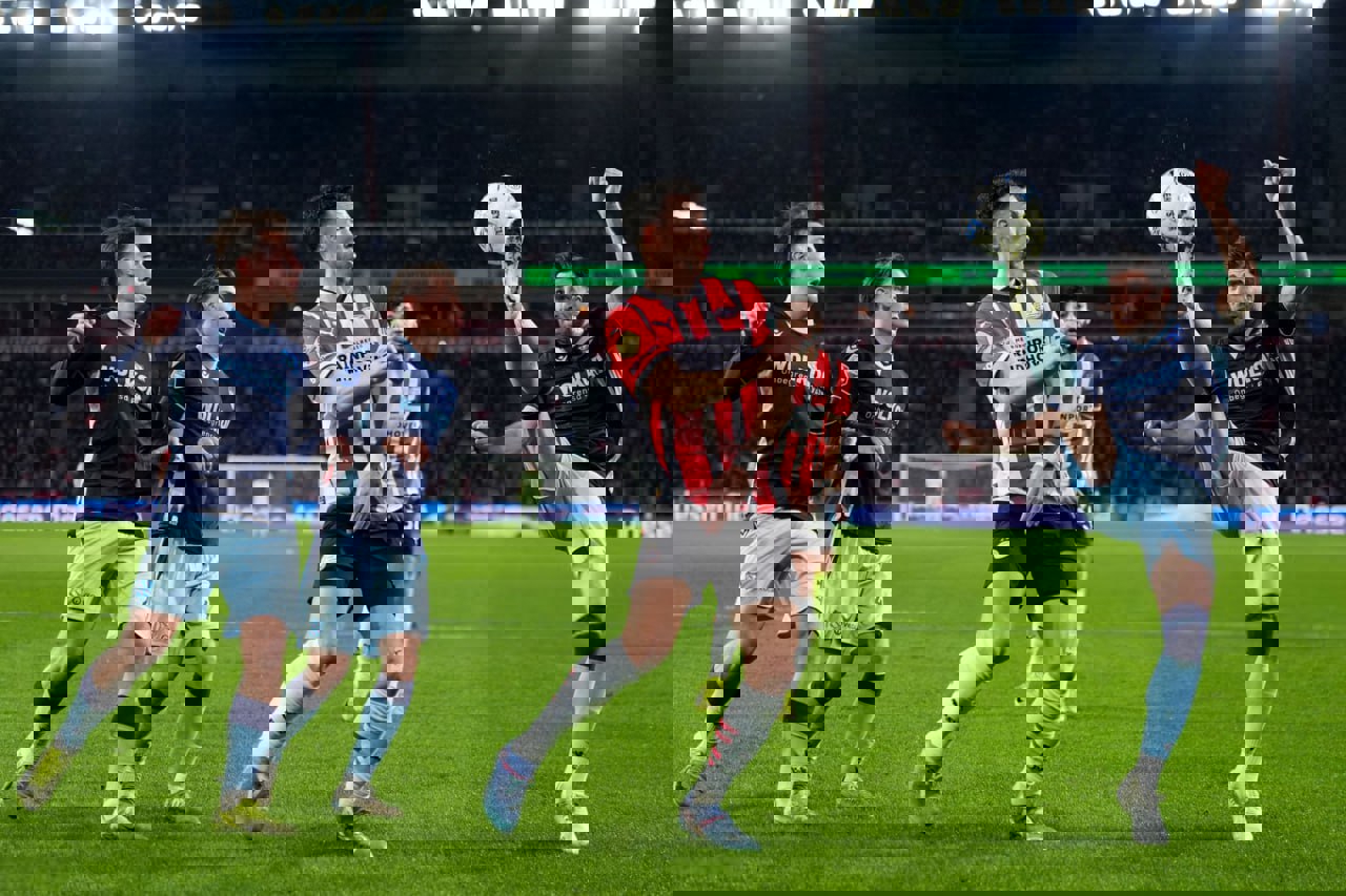 2159322