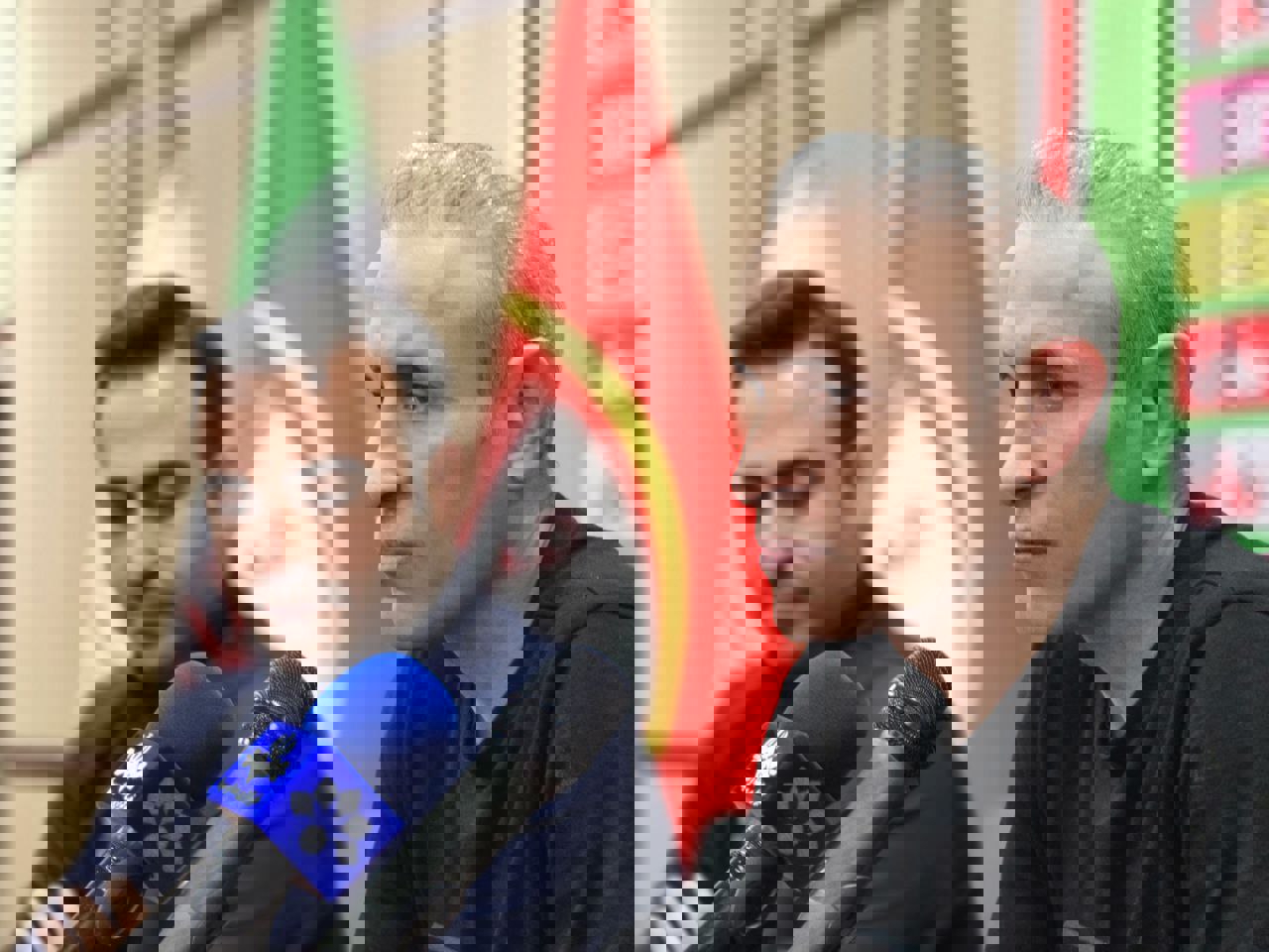 2159841