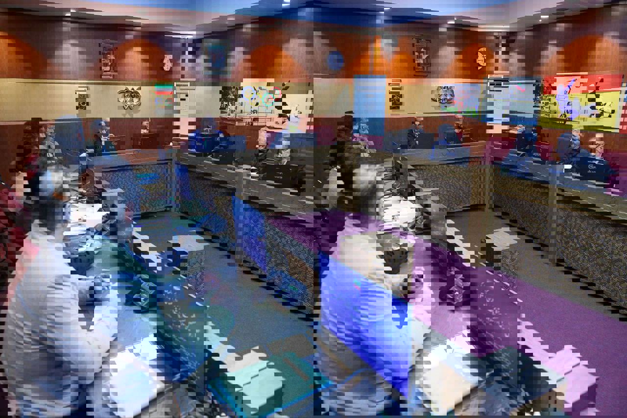 2160348