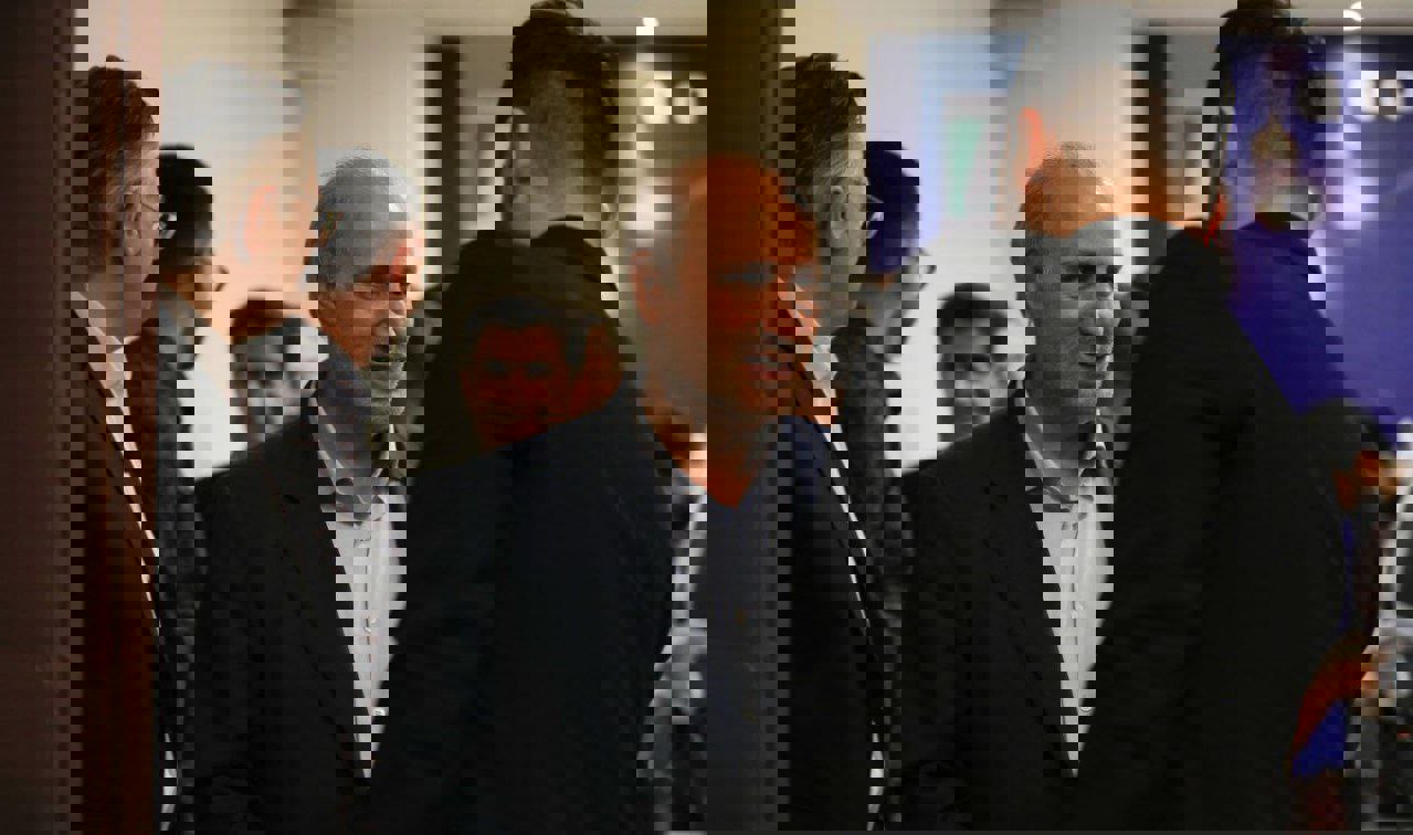 2160684