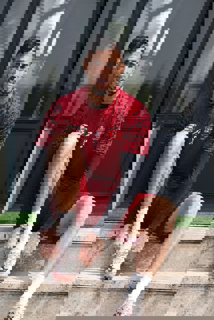 2160874