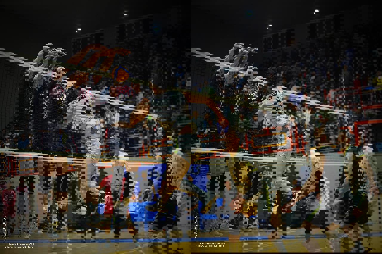 2161026