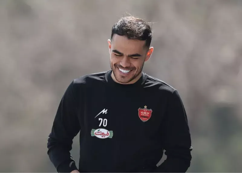 اورونوف هم مسافر خرمآباد شد