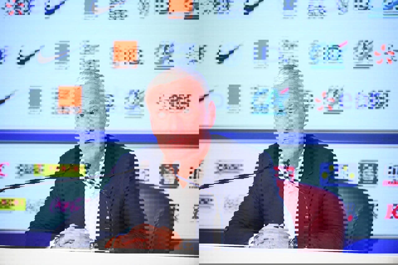 2161079