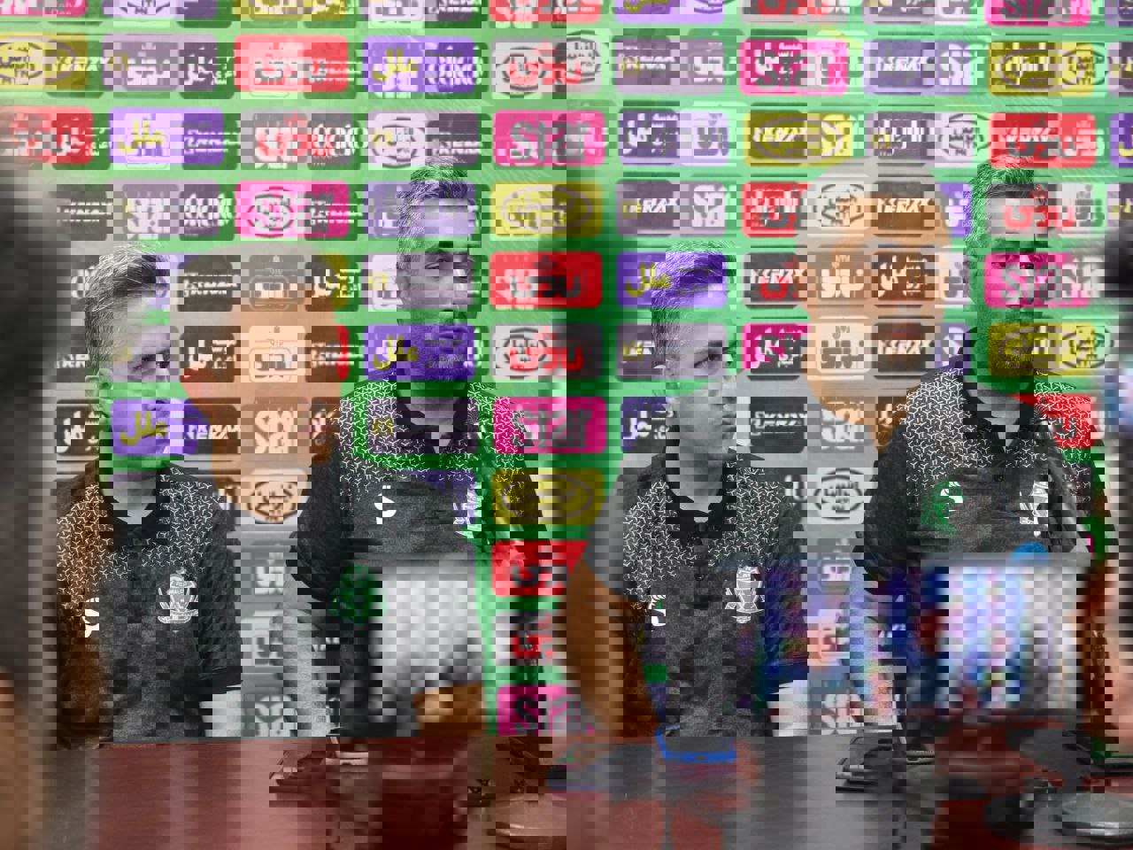 2161087
