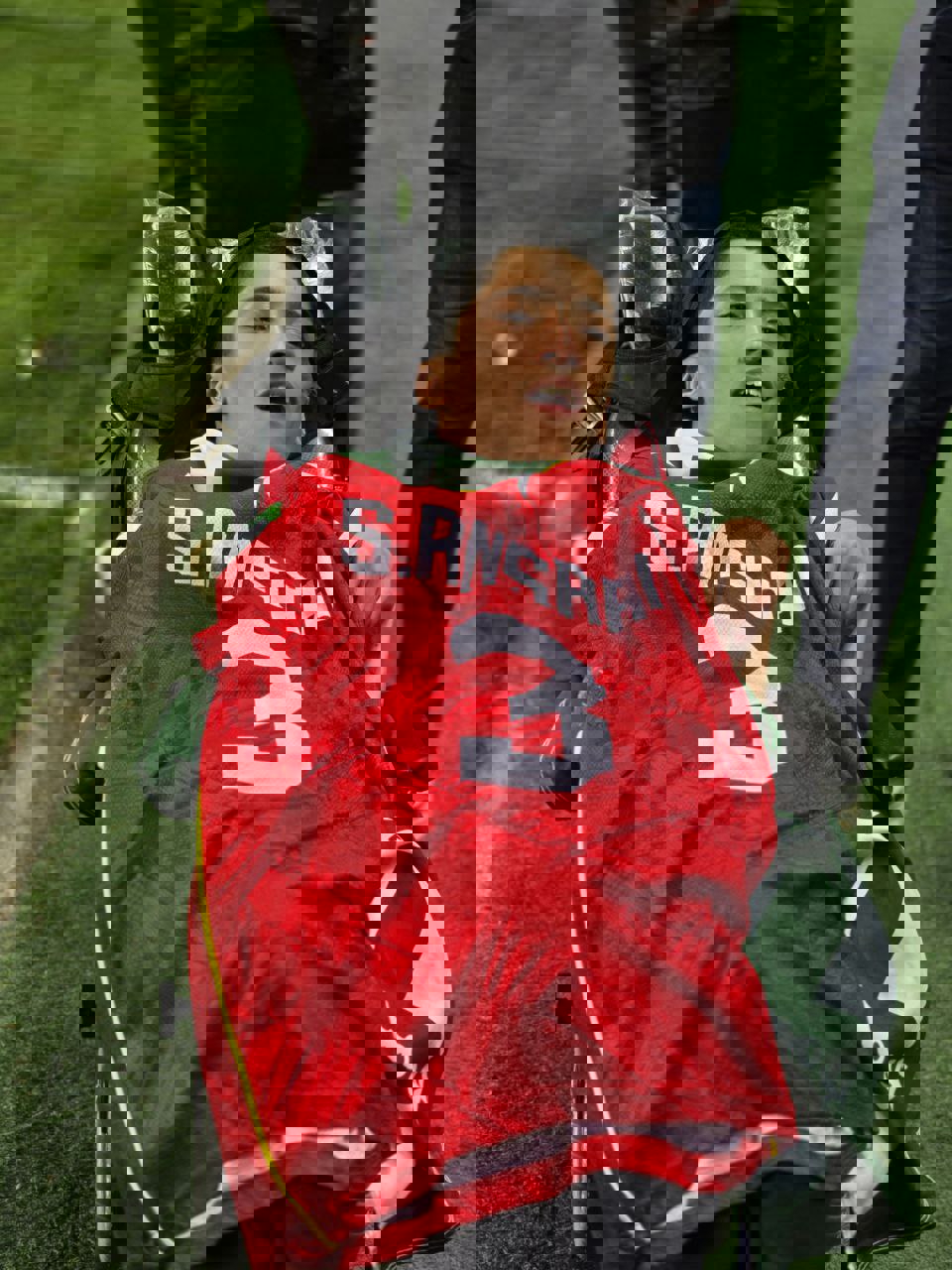 2161598
