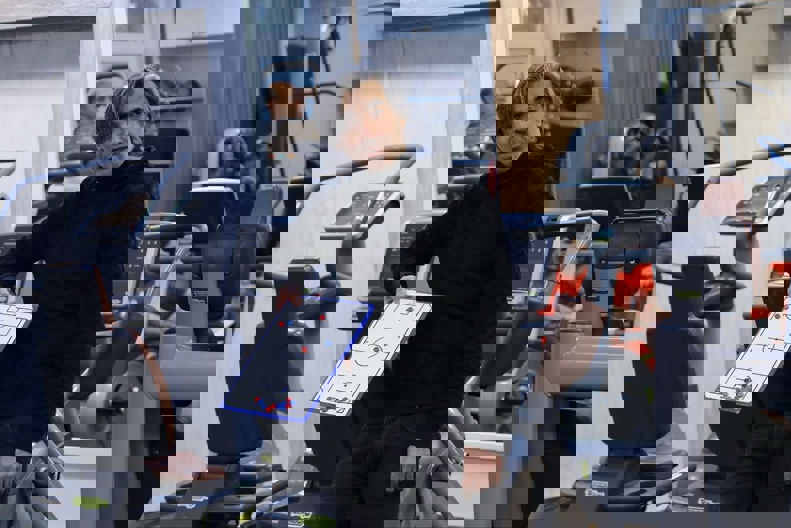 2161443
