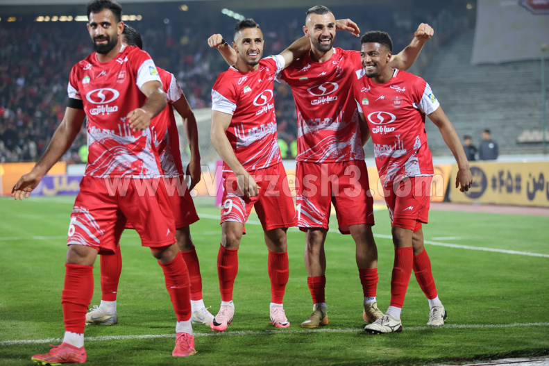 حریص، برتری‌جو، رفیق و پرشور؛/ لیدر جدید قرمزها: زلاتان در لباس پرسپولیس! 2