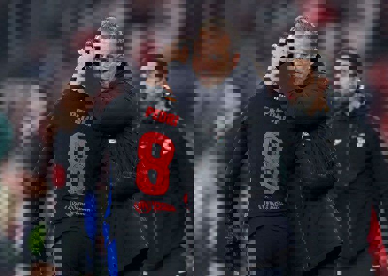 2161880