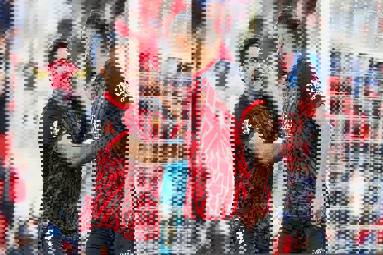 2162101