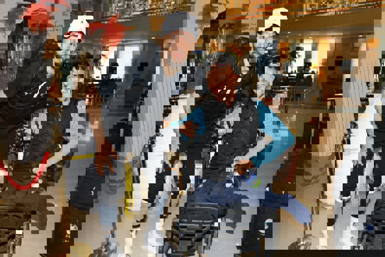 2162157