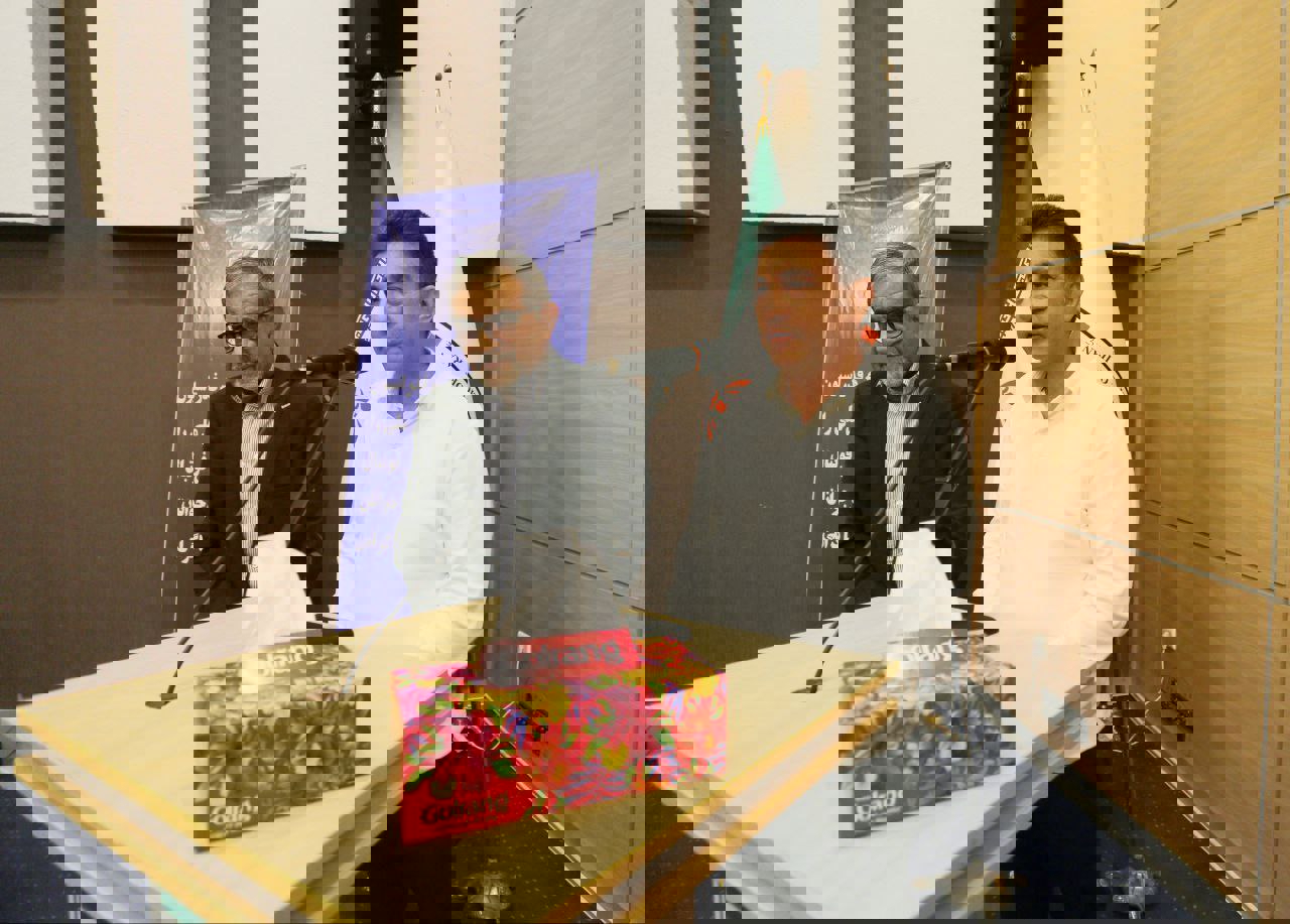 2162117