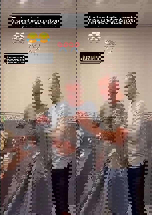 2162346