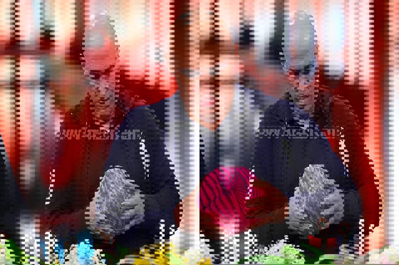 2162496