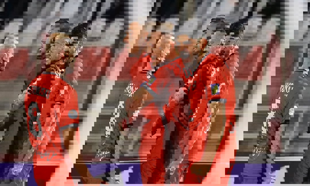 2162467