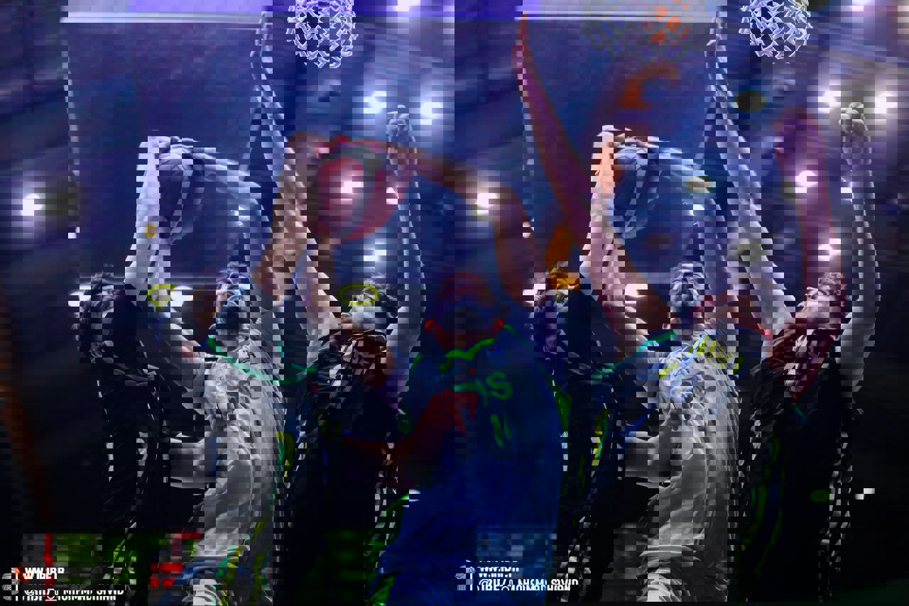 2162489