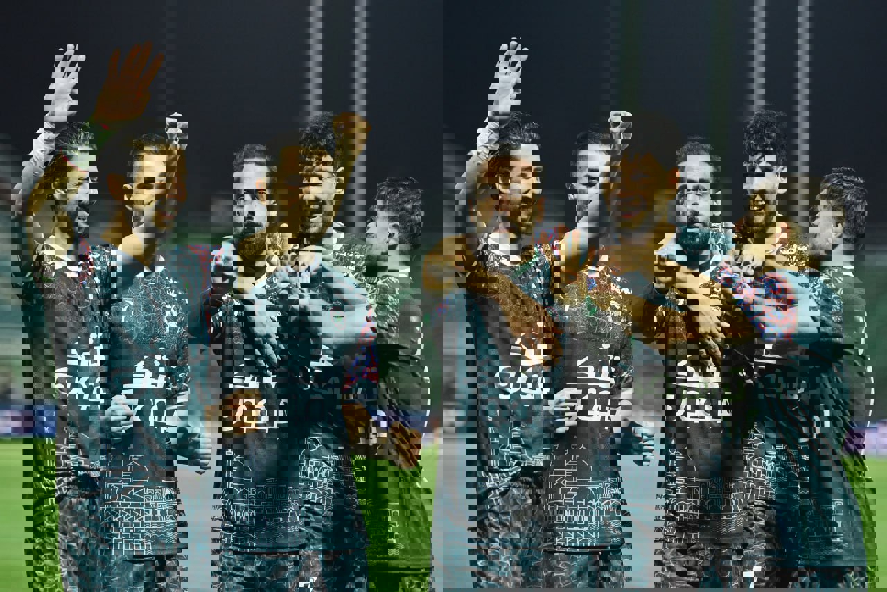 2162594