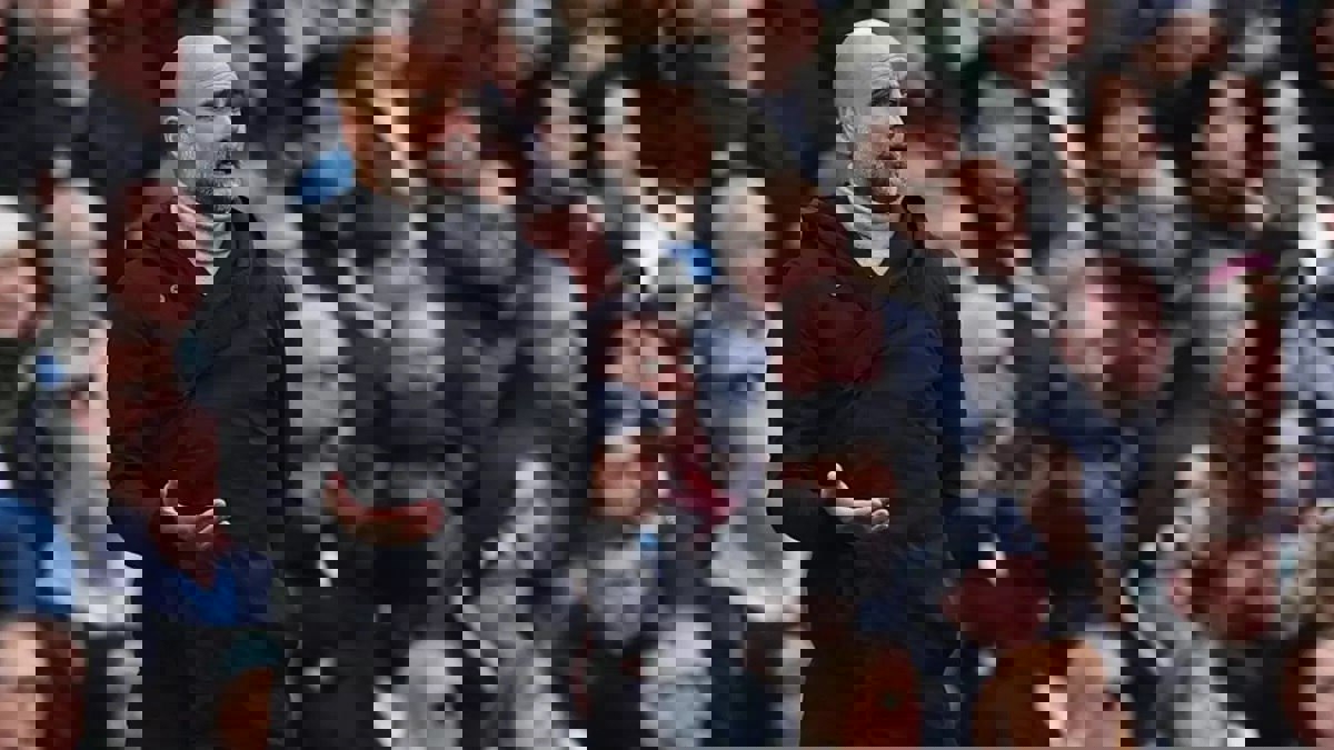 2162868