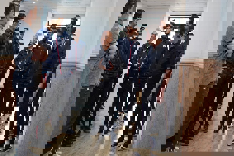 2163205