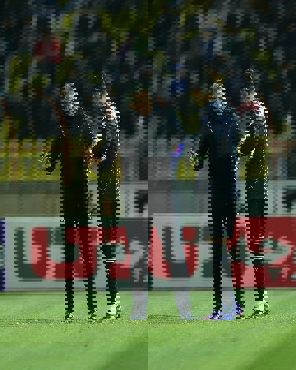 2163183