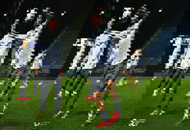2163242