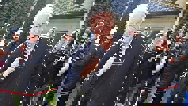 2163306