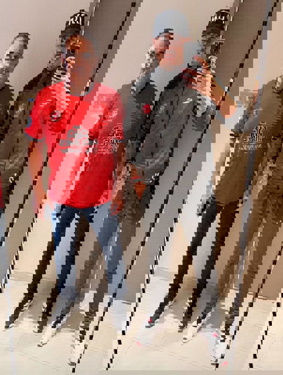2163456