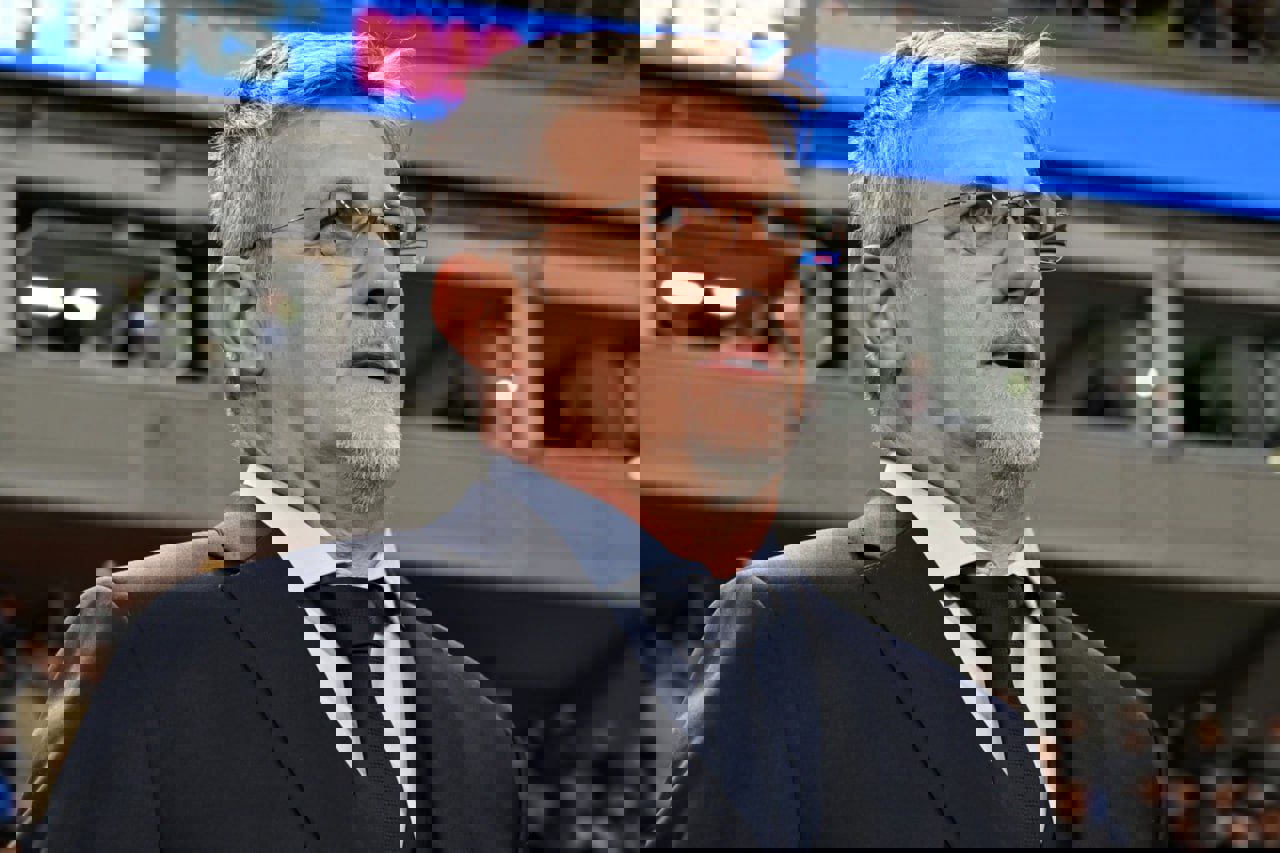 2163628