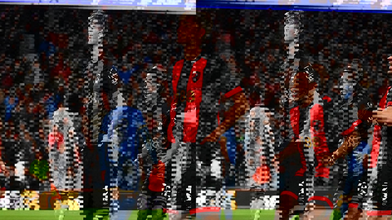 2163567