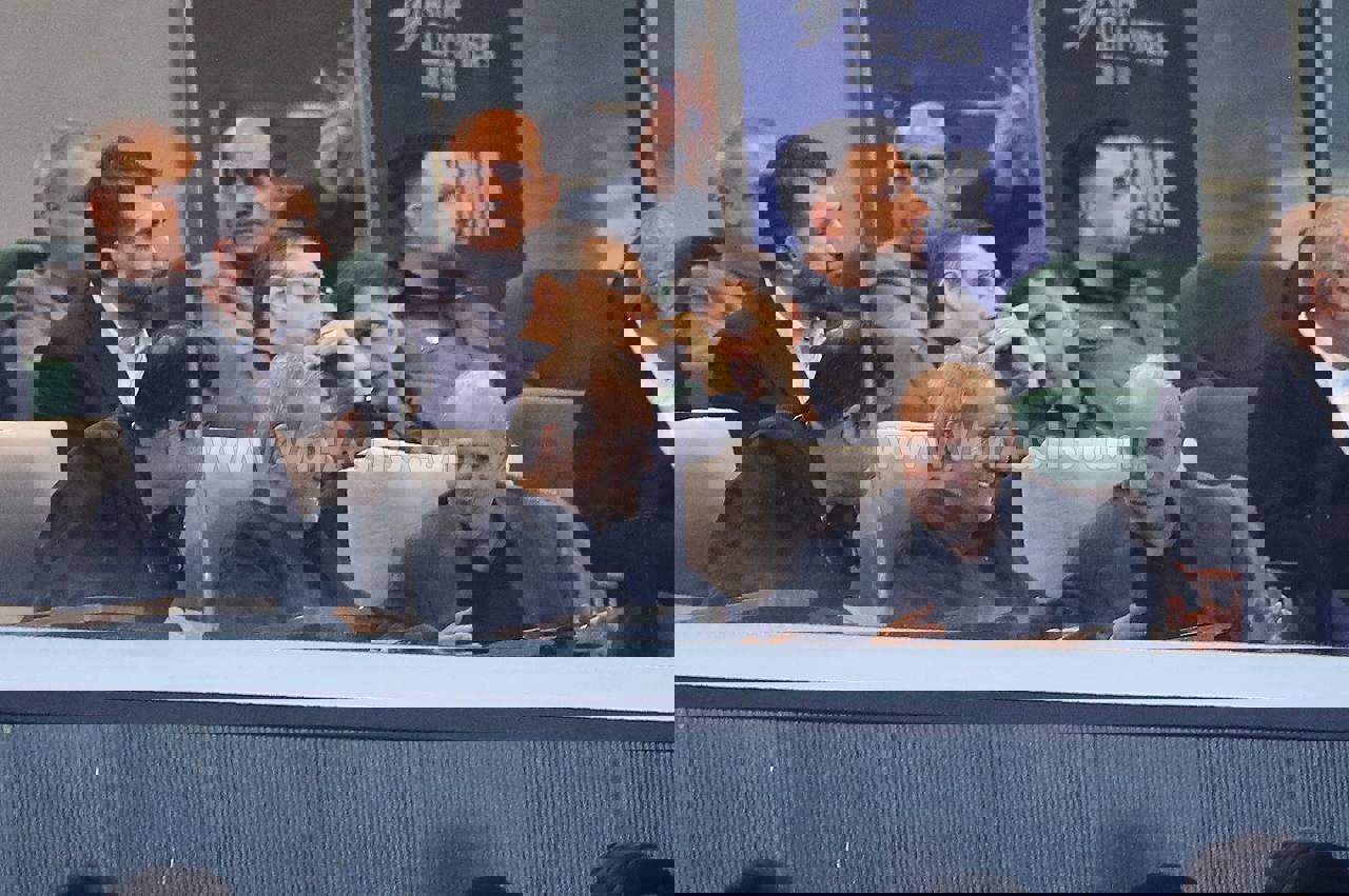 2163742
